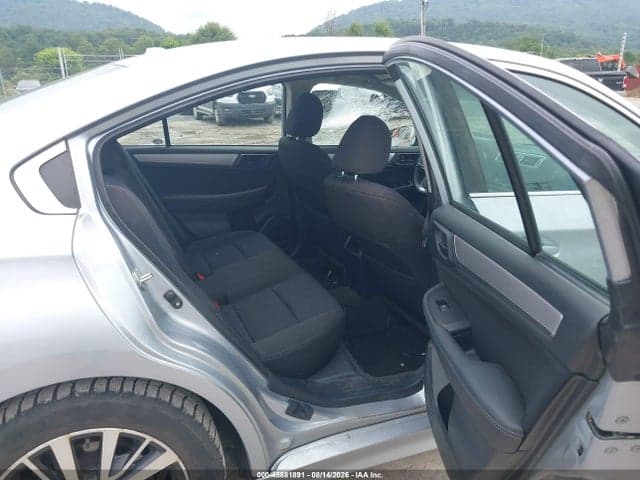 2019 SUBARU LEGACY 2.5I 8