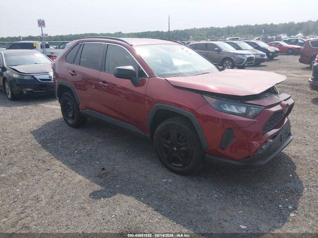 2020 TOYOTA RAV4 LE 1