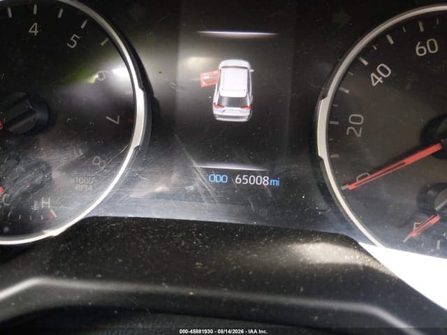 2020 TOYOTA RAV4 LE 7
