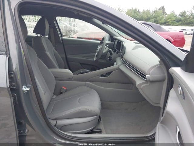 2026 HYUNDAI ELANTRA SE 5
