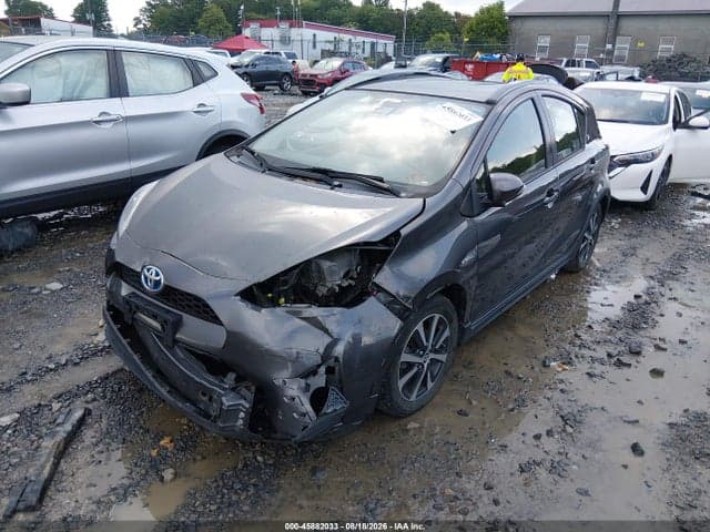 2019 TOYOTA PRIUS C LE 6