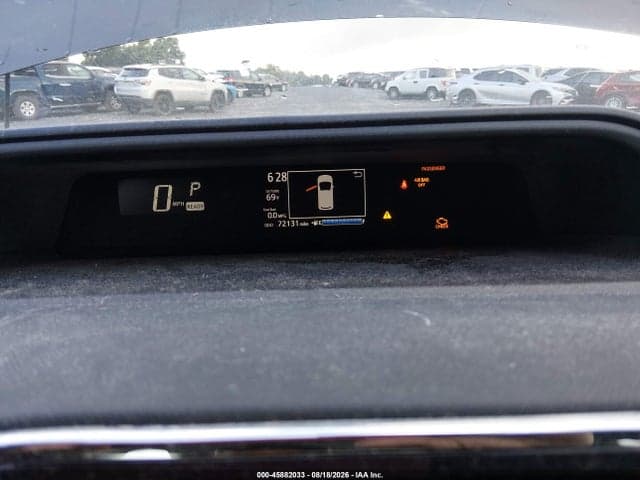 2019 TOYOTA PRIUS C LE 7