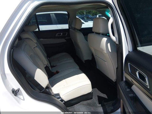 2017 FORD EXPLORER PLATINUM 8