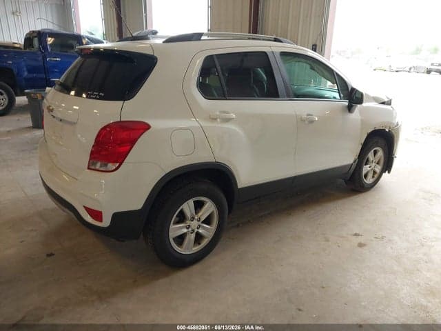 2021 CHEVROLET TRAX AWD LT 4