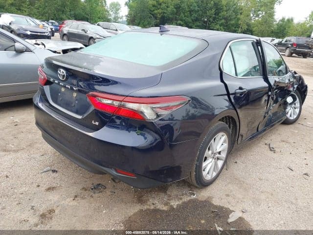 2022 TOYOTA CAMRY LE 4