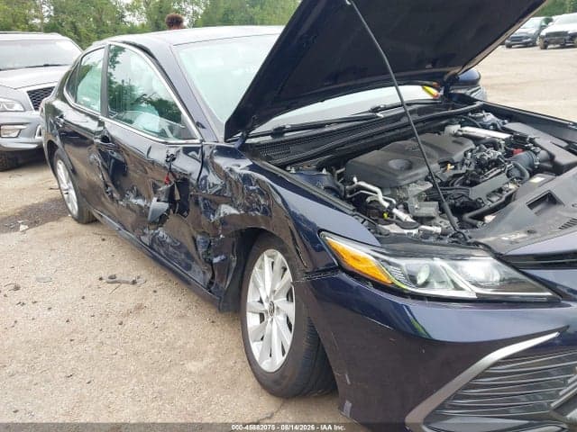 2022 TOYOTA CAMRY LE 6