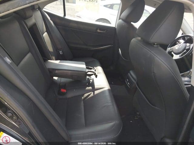 2018 LEXUS IS 300 2