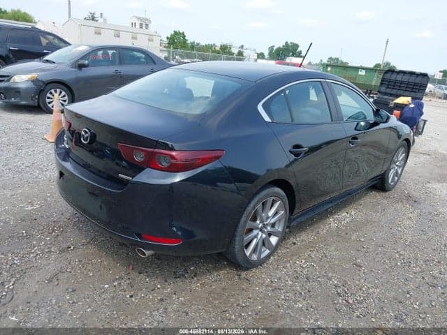 2021 MAZDA MAZDA3 SELECT 4
