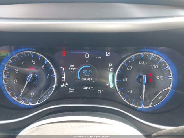 2023 CHRYSLER PACIFICA TOURING L 7