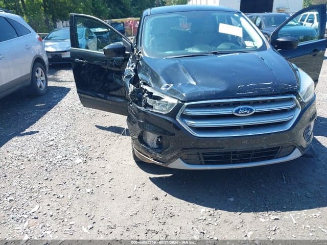 2017 FORD ESCAPE SE 12