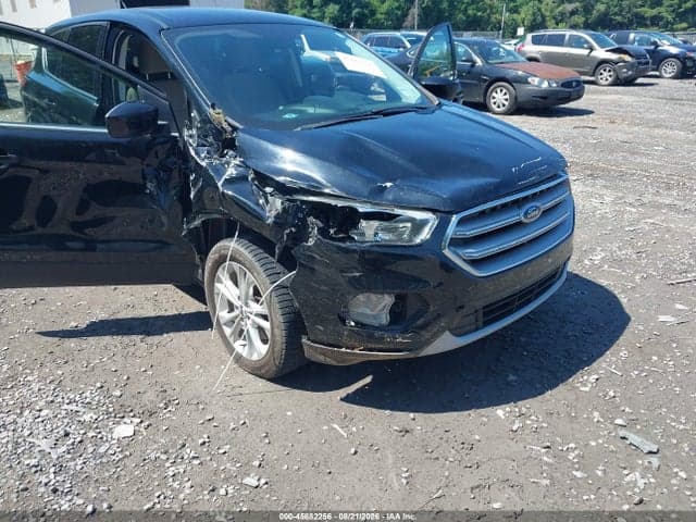 2017 FORD ESCAPE SE 13