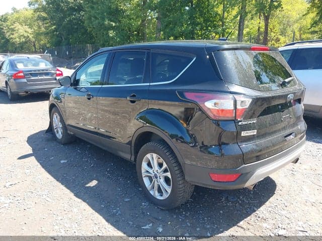 2017 FORD ESCAPE SE 3