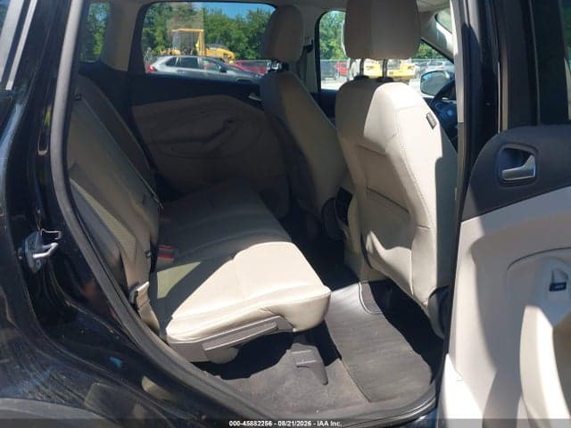 2017 FORD ESCAPE SE 8