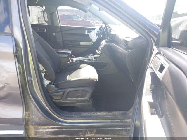 2022 FORD EXPLORER XLT 5