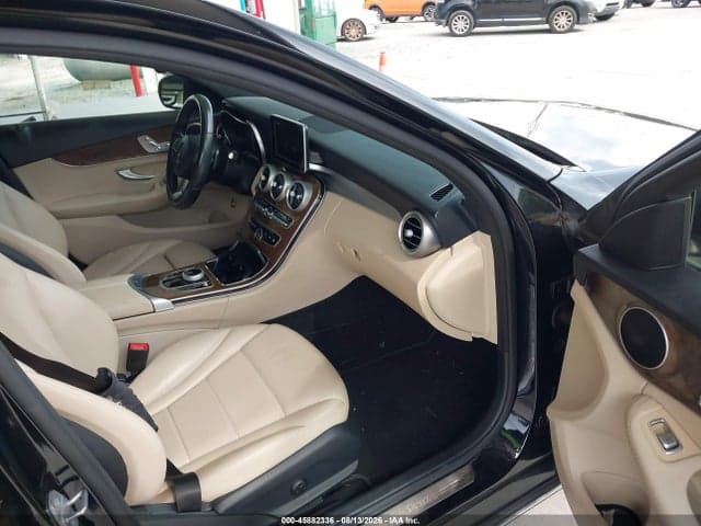 2018 MERCEDES-BENZ C 300 5