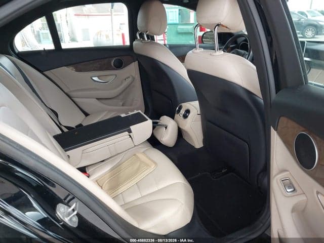 2018 MERCEDES-BENZ C 300 8