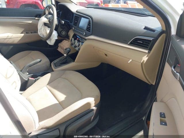 2019 HYUNDAI ELANTRA SEL 5