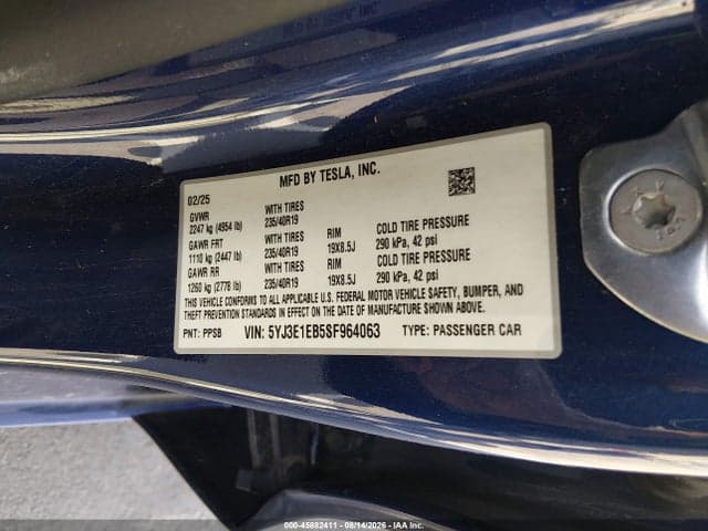 2025 TESLA MODEL 3 LONG RANGE ALL-WHEEL DRIVE 9