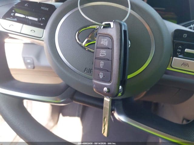 2022 HYUNDAI ELANTRA SE 11