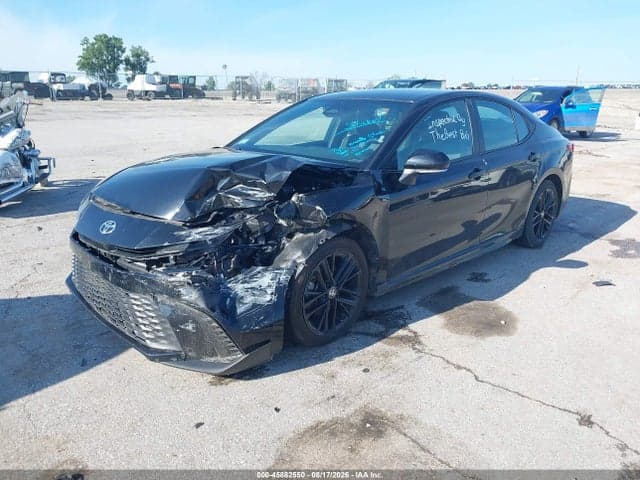 2025 TOYOTA CAMRY SE 2