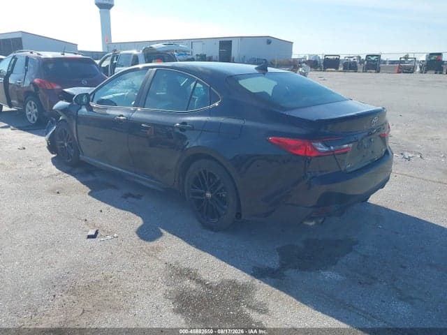 2025 TOYOTA CAMRY SE 3