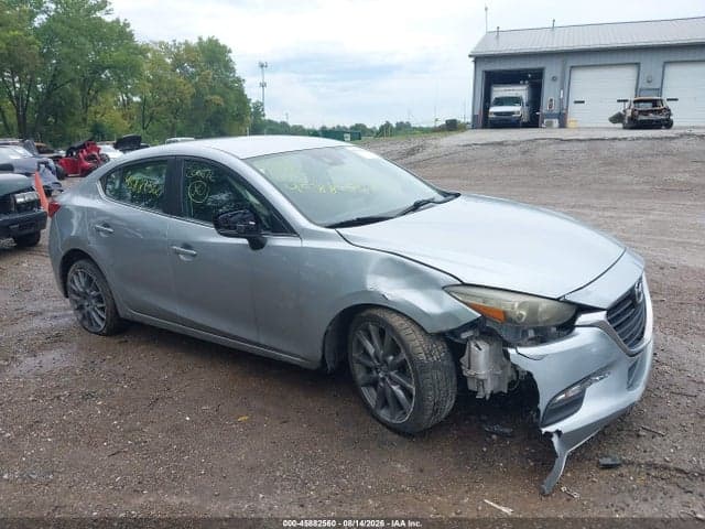 2018 MAZDA MAZDA3 TOURING 1
