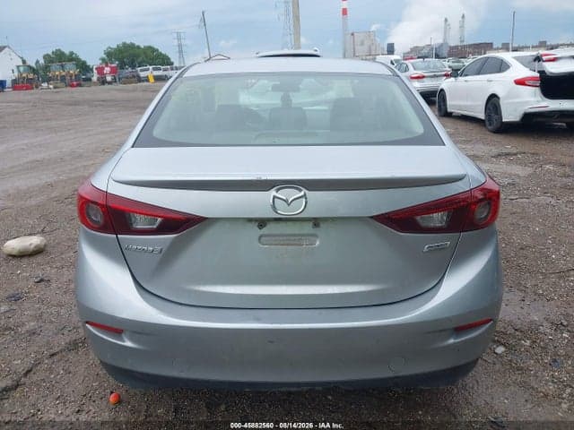 2018 MAZDA MAZDA3 TOURING 16