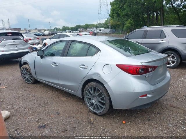 2018 MAZDA MAZDA3 TOURING 3