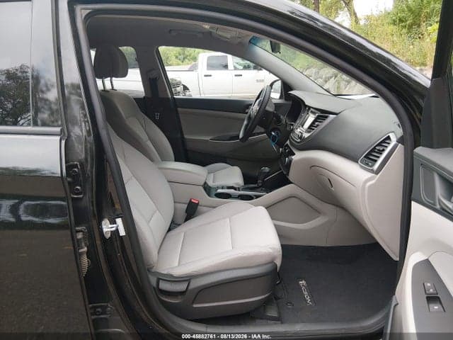 2018 HYUNDAI TUCSON SE 5