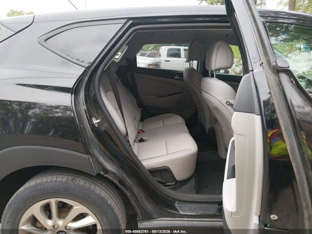 2018 HYUNDAI TUCSON SE 8