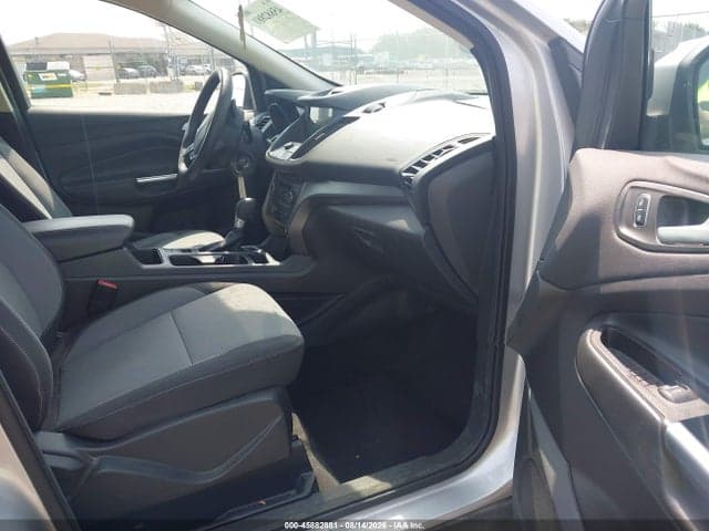 2017 FORD ESCAPE SE 5
