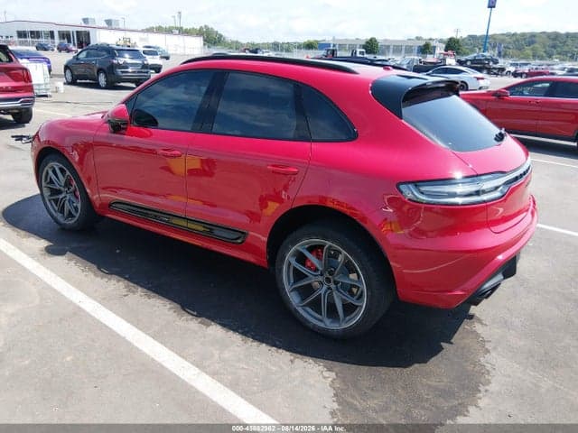 2024 PORSCHE MACAN GTS 3