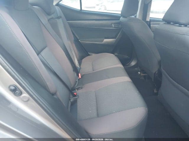 2018 TOYOTA COROLLA LE 8