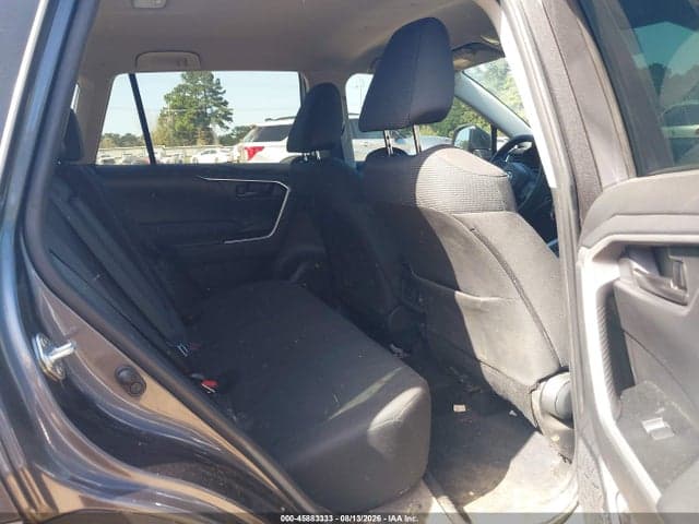 2024 TOYOTA RAV4 LE 8