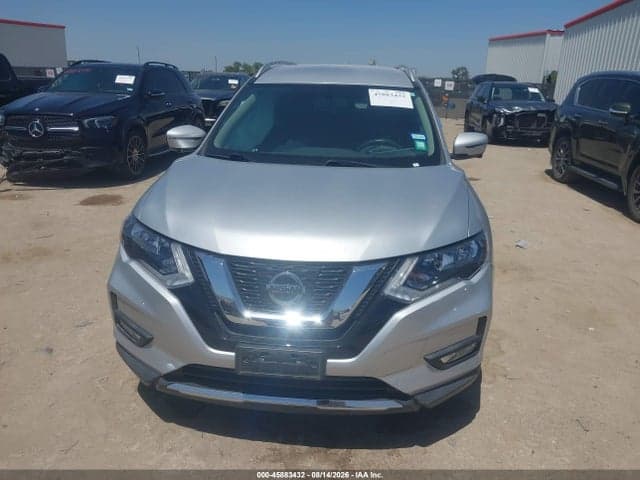 2017 NISSAN ROGUE SV 12