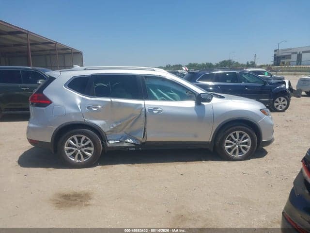 2017 NISSAN ROGUE SV 13