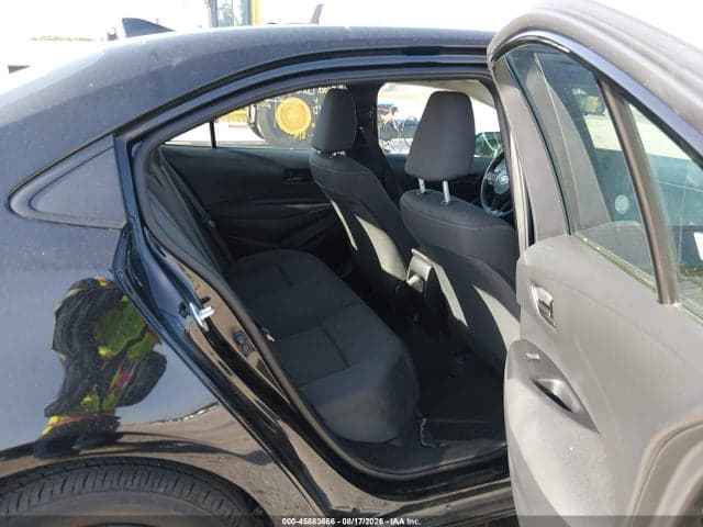 2025 TOYOTA COROLLA LE 8