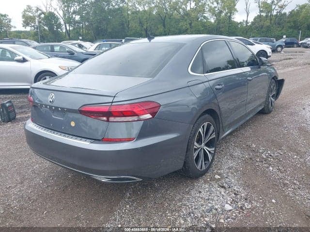 2021 VOLKSWAGEN PASSAT 2.0T SE 4
