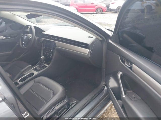 2021 VOLKSWAGEN PASSAT 2.0T SE 5