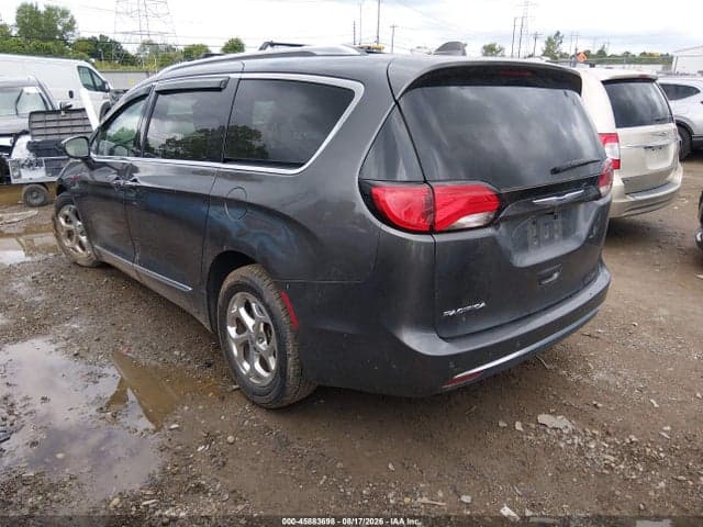 2020 CHRYSLER PACIFICA TOURING L 3