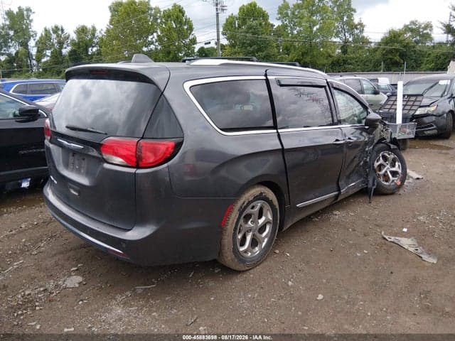 2020 CHRYSLER PACIFICA TOURING L 4