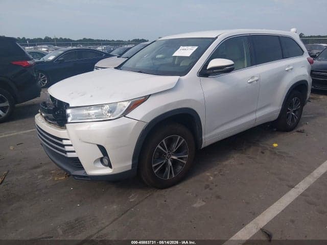 2017 TOYOTA HIGHLANDER LE PLUS 2