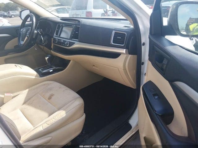 2017 TOYOTA HIGHLANDER LE PLUS 5