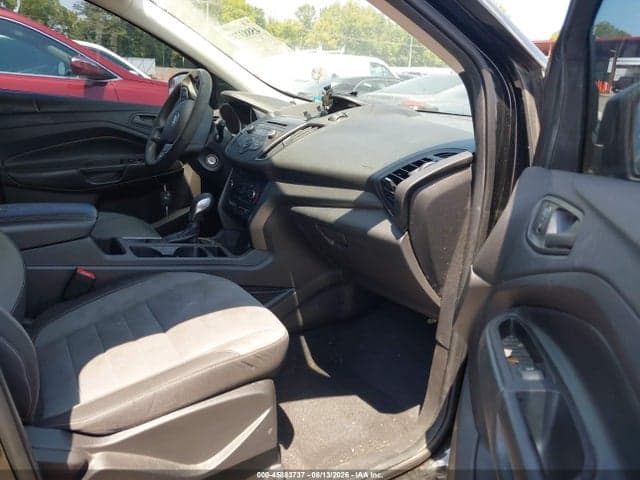 2017 FORD ESCAPE S 5