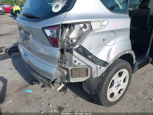 2017 FORD ESCAPE S 6