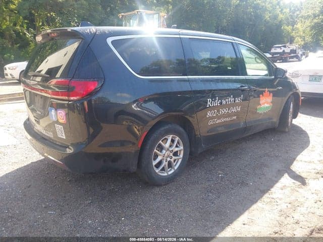 2023 CHRYSLER PACIFICA TOURING L 4