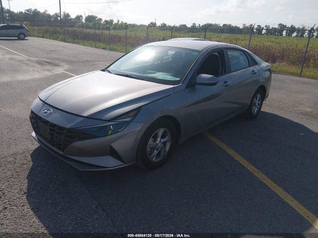 2023 HYUNDAI ELANTRA SE 2