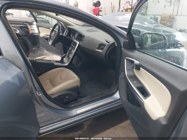 2017 VOLVO S60 INSCRIPTION T5 5