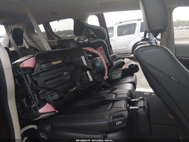 2017 CHRYSLER PACIFICA TOURING-L PLUS 8