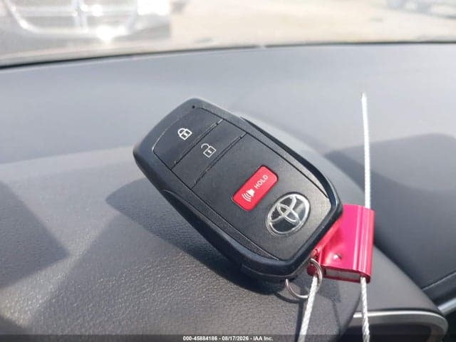 2025 TOYOTA COROLLA XSE 11
